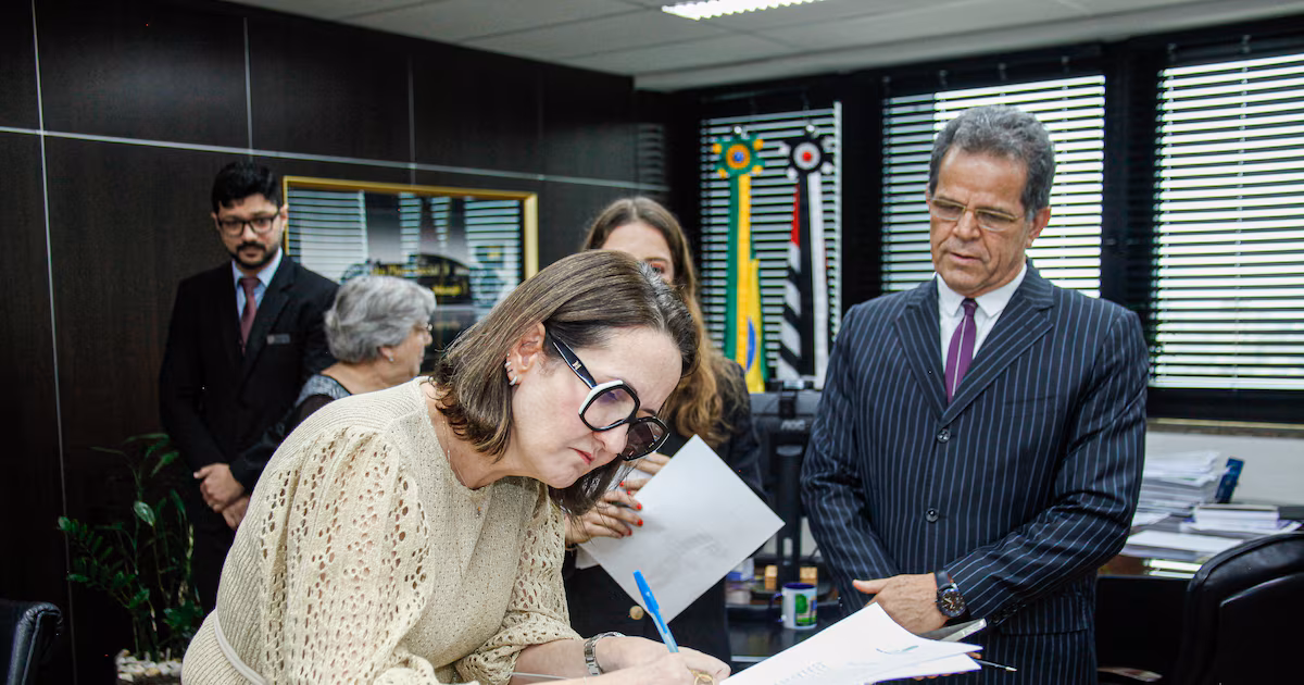 Imagem de Juíza é investigada por conciliar expediente no TRT com formação em Medicina