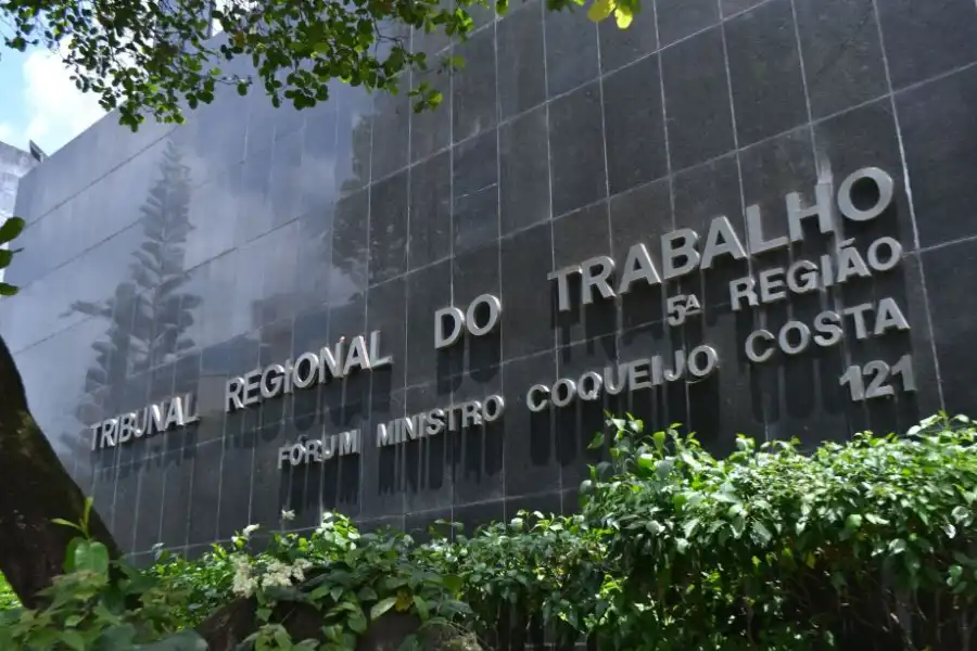 Imagem de TRT-BA atualiza regras de autoinspeção anual nas Varas do Trabalho